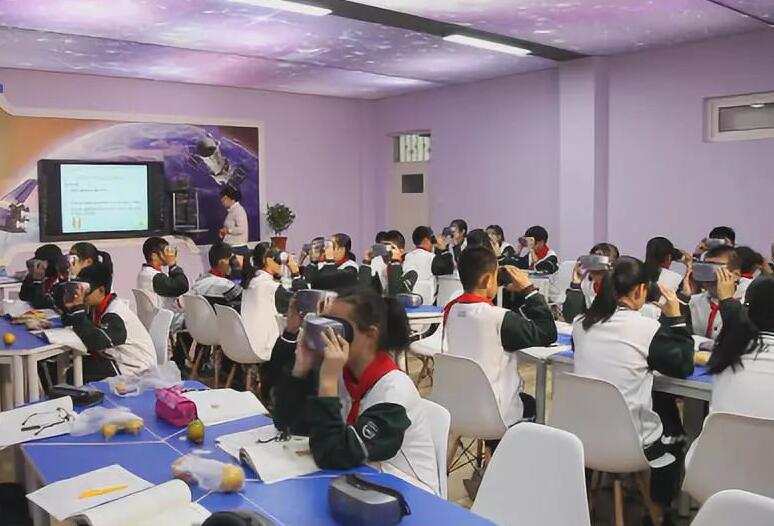 BAT、浪潮、华为争相布局的智慧教育，谁能另辟蹊径夺得“奶酪”？