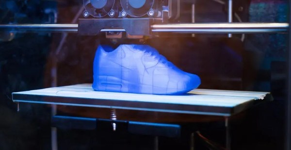 联泰联合汇锋, 数字化“点燃”鞋模领域发展“引擎”