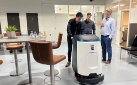 AI出海先锋深兰科技：中国机器人缘何受国际客户青睐？